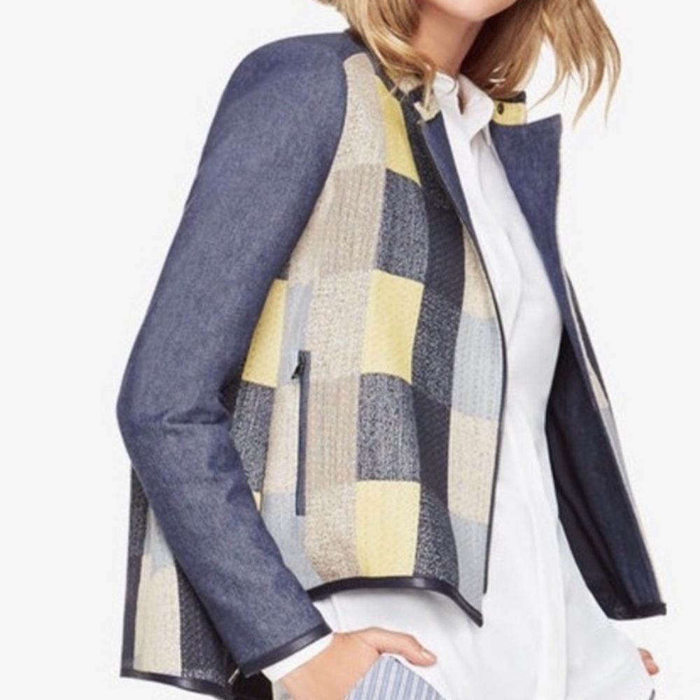 LAST HOURS OR WILL BE DONATED!
NWOT BCBG patchwork jacket